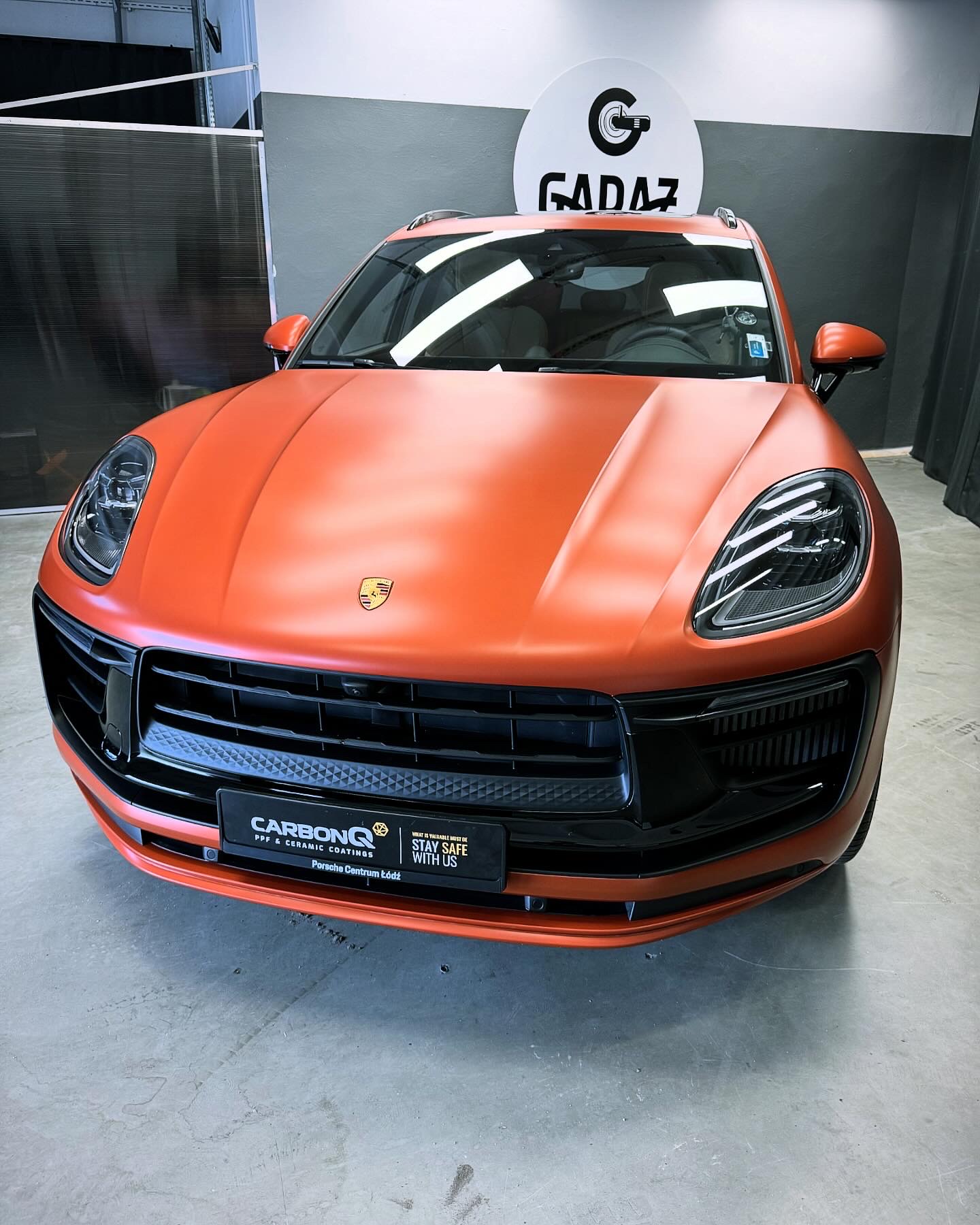 Porsche Macan – mrożenie lakieru folią PPF